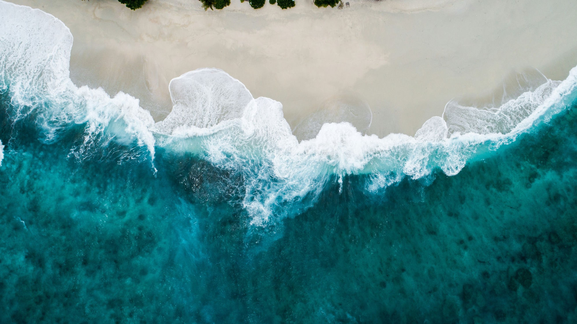 Playa desde el aire — LDY Popcorn